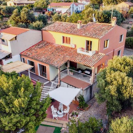 B&B Stell'E Mari SantʼAnna Arresi Exterior foto